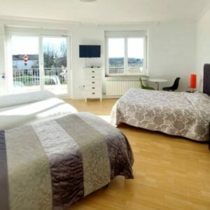 H6 – SUITE CUÁDRUPLE CON TERRAZA