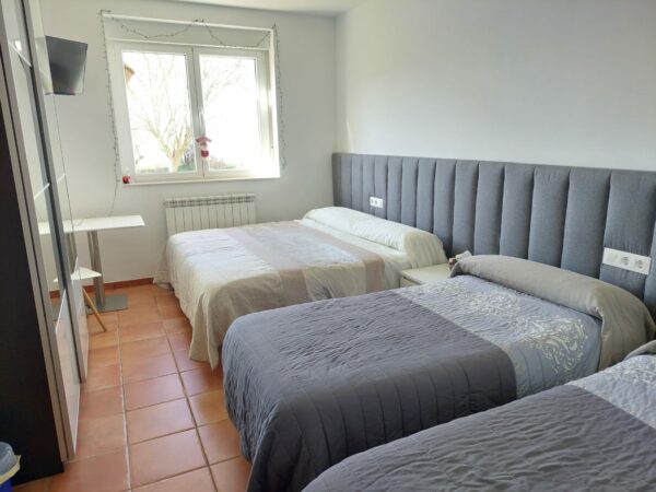 H4 – HABITACIÓN CUADRUPLE, PLANTA BAJA