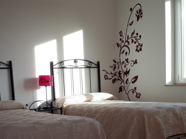 H7 – HABITACIÓN CUÁDRUPLE CON TERRAZA
