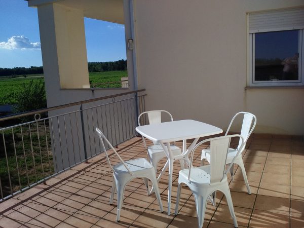 H7 – HABITACIÓN CUÁDRUPLE CON TERRAZA