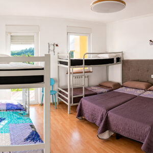 H9 – HABITACIÓN CUÁDRUPLE, CON TERRAZA